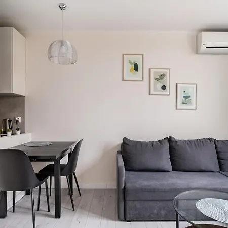 Przechodnia2-ac-park View-2